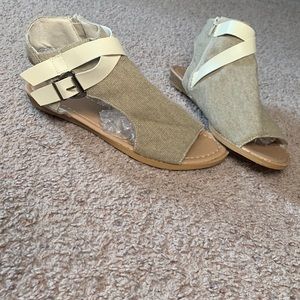 Morbarrz Canvas Sandal